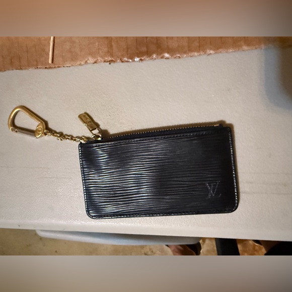 Louis Vuitton Black Epi Leather Key & Card Holder - Picture 1 of 9